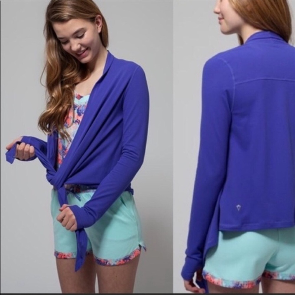 Ivivva Four’s A Charm Wrap